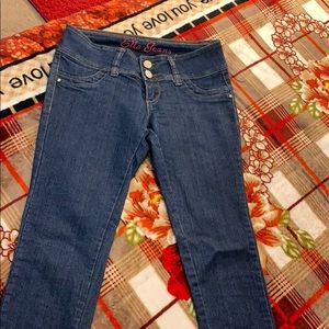 Low rise skinny jeans